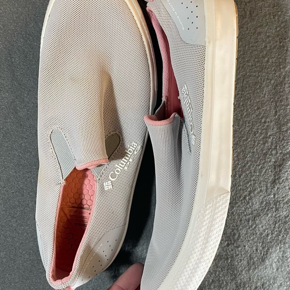 Columbia Gray and Pink Slip-On Shoes - Picture 6 of 10
